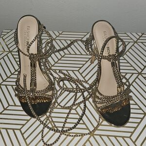 Fashion Nova Gold Strappy Women's Sandals